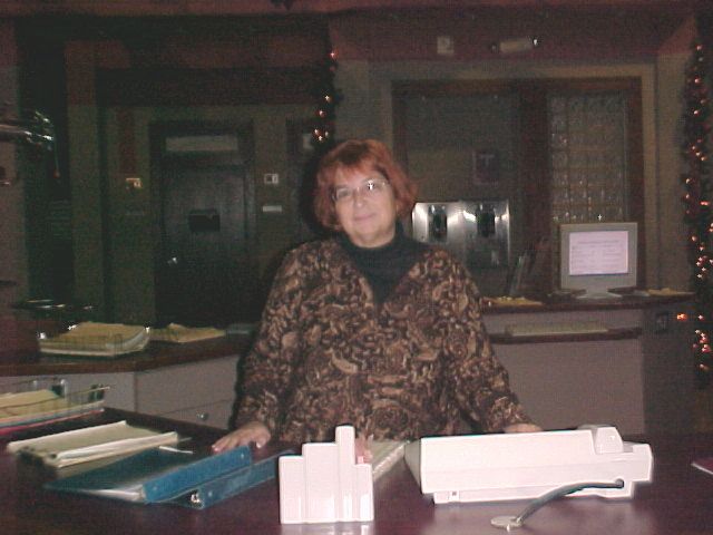 maxnurse.jpg (46076 bytes)